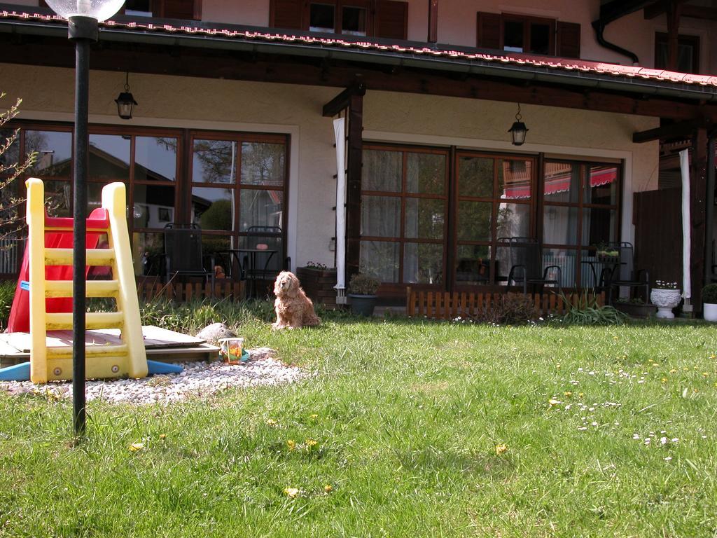 רוהפולדינג Hotel-Restaurant Zum Hirschhaus Inklusiv Chiemgaukarte מראה חיצוני תמונה