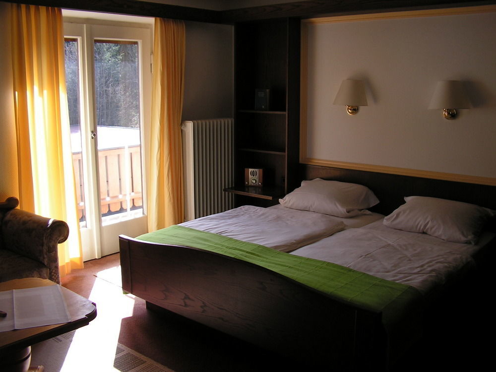 רוהפולדינג Hotel-Restaurant Zum Hirschhaus Inklusiv Chiemgaukarte מראה חיצוני תמונה